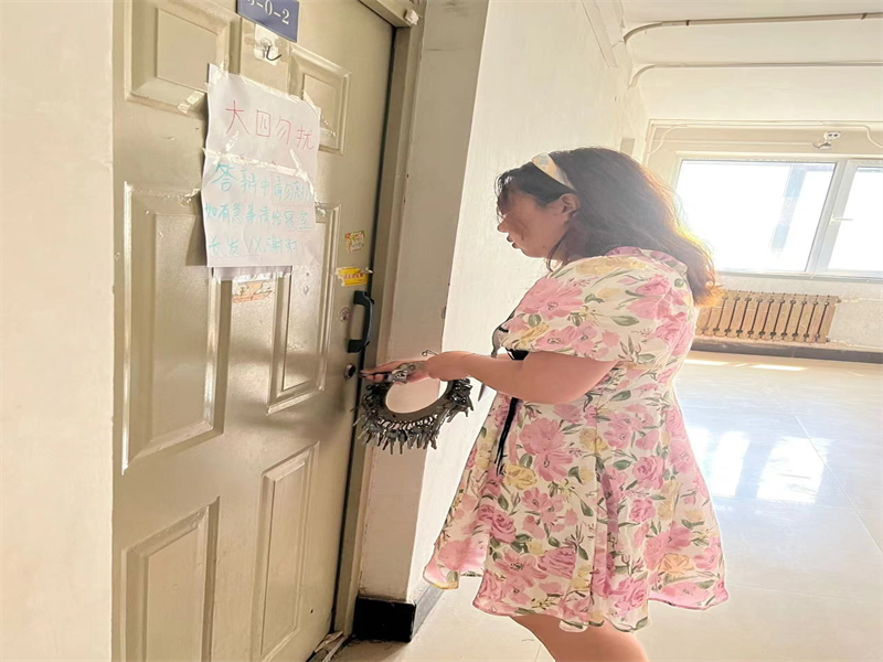 伟德国际victor1946开展假前学生寝室安全排查工作（1）