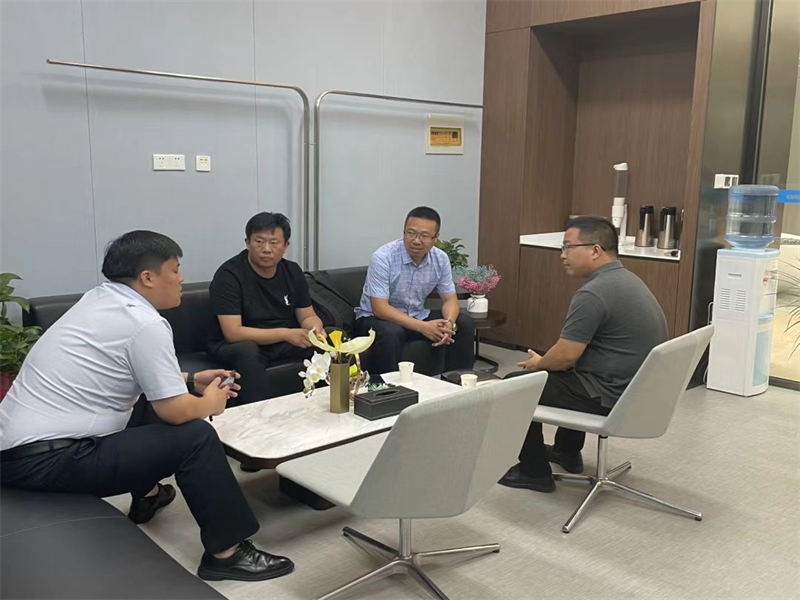 伟德国际victor1946赴宇通客车公司、河南和杉人力资源服务有限公司开展访企拓岗工作纪实