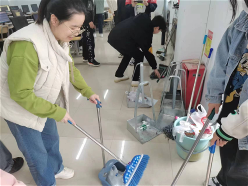 劳动最美丽，奋斗正青春——伟德国际victor1946工程管理系组织开展劳动教育实践活动