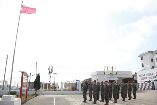 伟德国际victor1946“践行雷锋精神，逐梦火热军营 ”征文活动圆满结束