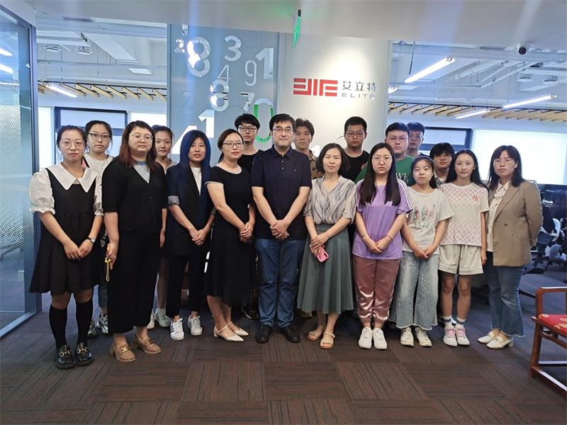 伟德国际victor1946开展“访企拓岗促就业”专项行动赴艾立特工程管理有限公司（1）